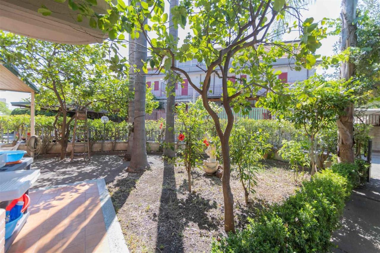 Appartement Villino Con Giardino Terrazzo E Parcheggio Privato à Mascali Extérieur photo